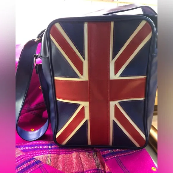 Union Jack Blue and Red Men's Bag - Picture 5 of 16